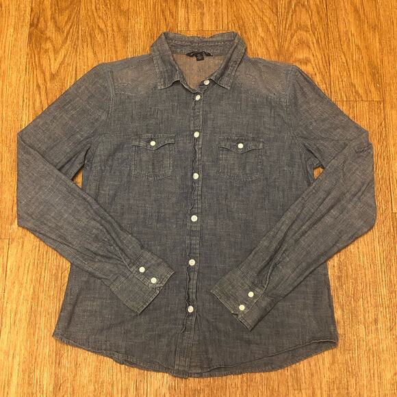 American Eagle Blue Denim Chambray Lace Long Sleeve Button Down Shirt - Picture 2 of 11